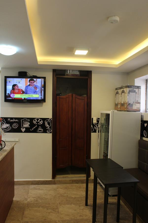 Hotel Saint Thomas Quito Esterno foto