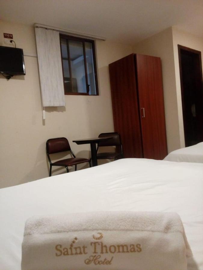Hotel Saint Thomas Quito Esterno foto